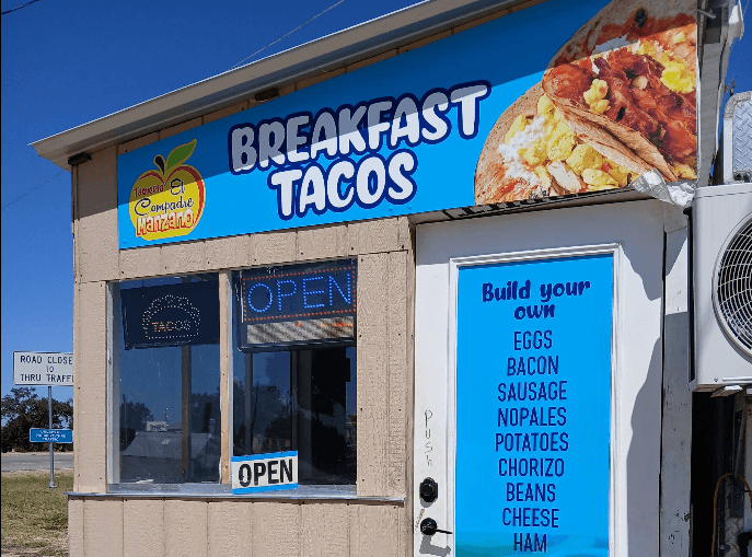 Nuestro Local El Compadre Manzano